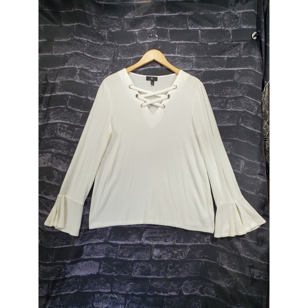 IN‎ San Francisco Lace Up Top Women XL White Bell Sleeve Knit Blouse Boho